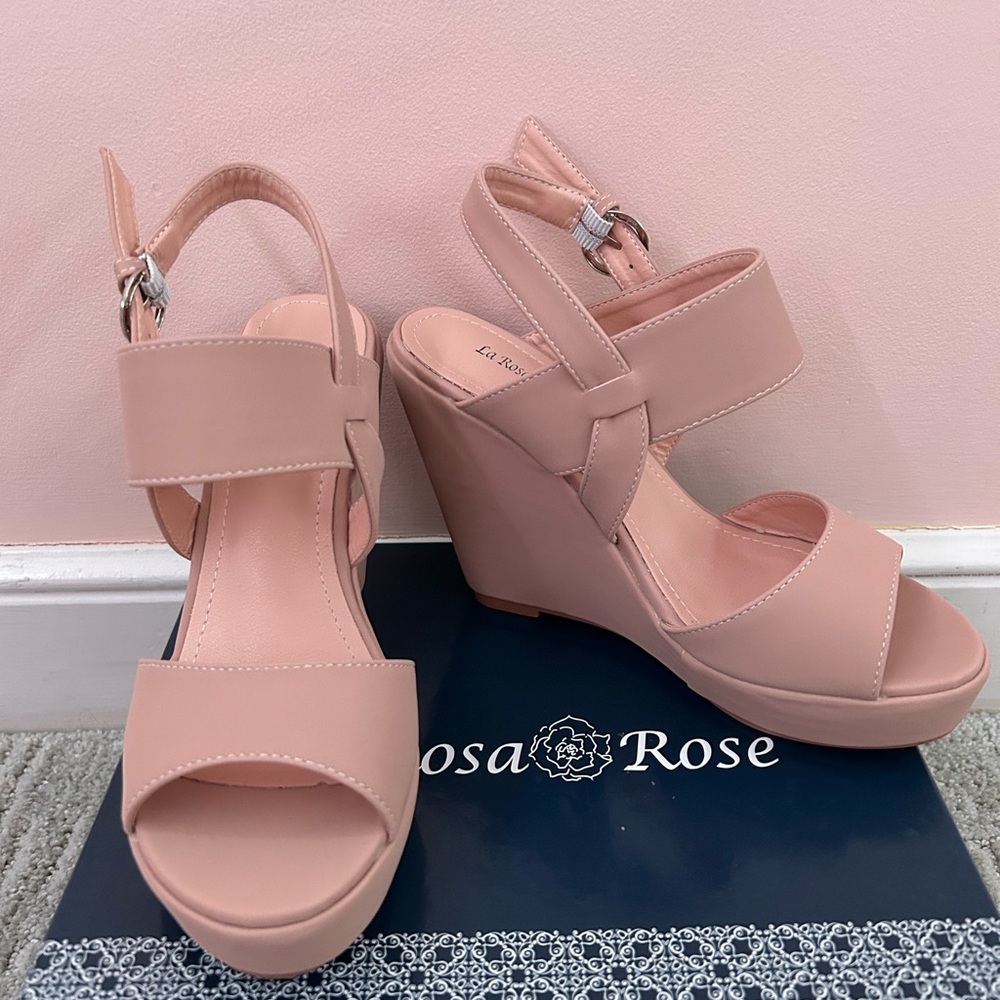 Classic Cream Wedge